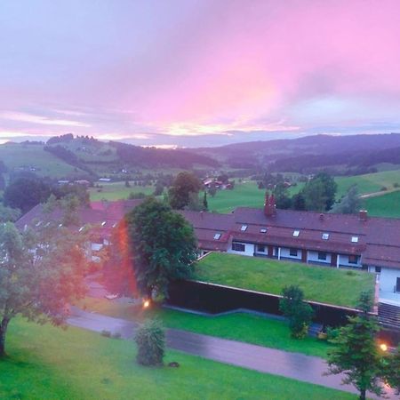 Berg-Juwel Hallenbad Mit Sauna Apartment Missen-Wilhams Exterior photo